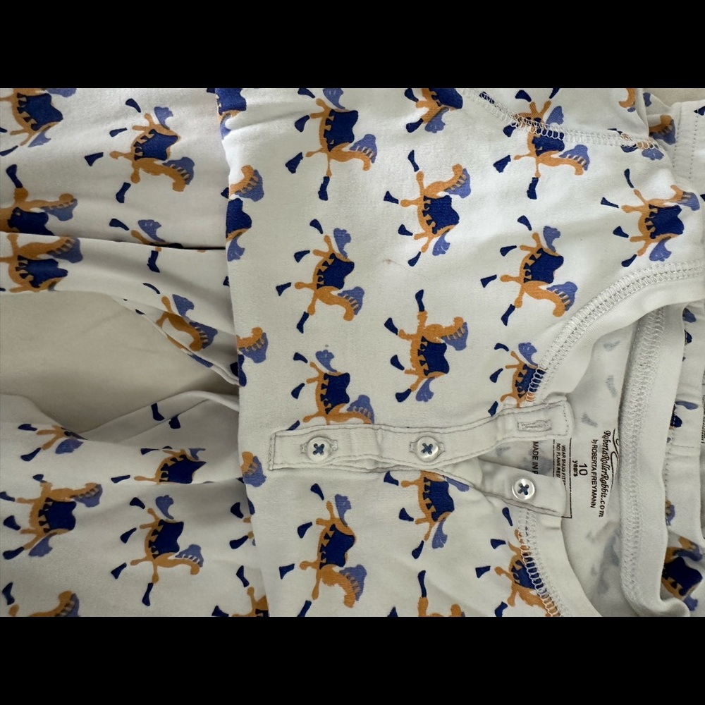 Roller Rabbit kids sz. 10 pajamas.